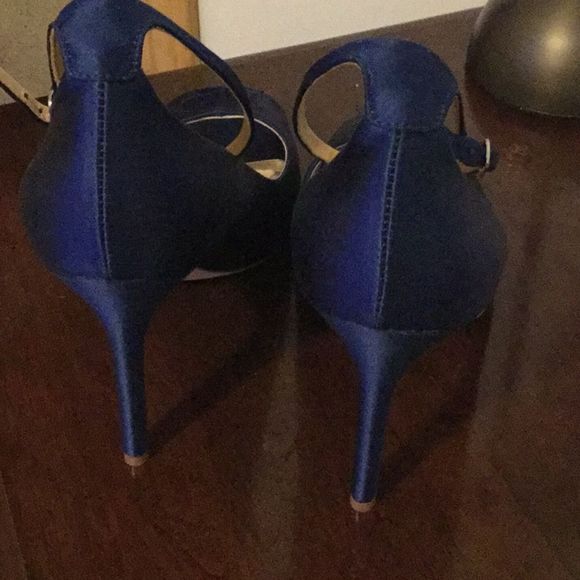 Badgley Mischka Blue Kali Satin Ankle-strap Pumps - Picture 5 of 12